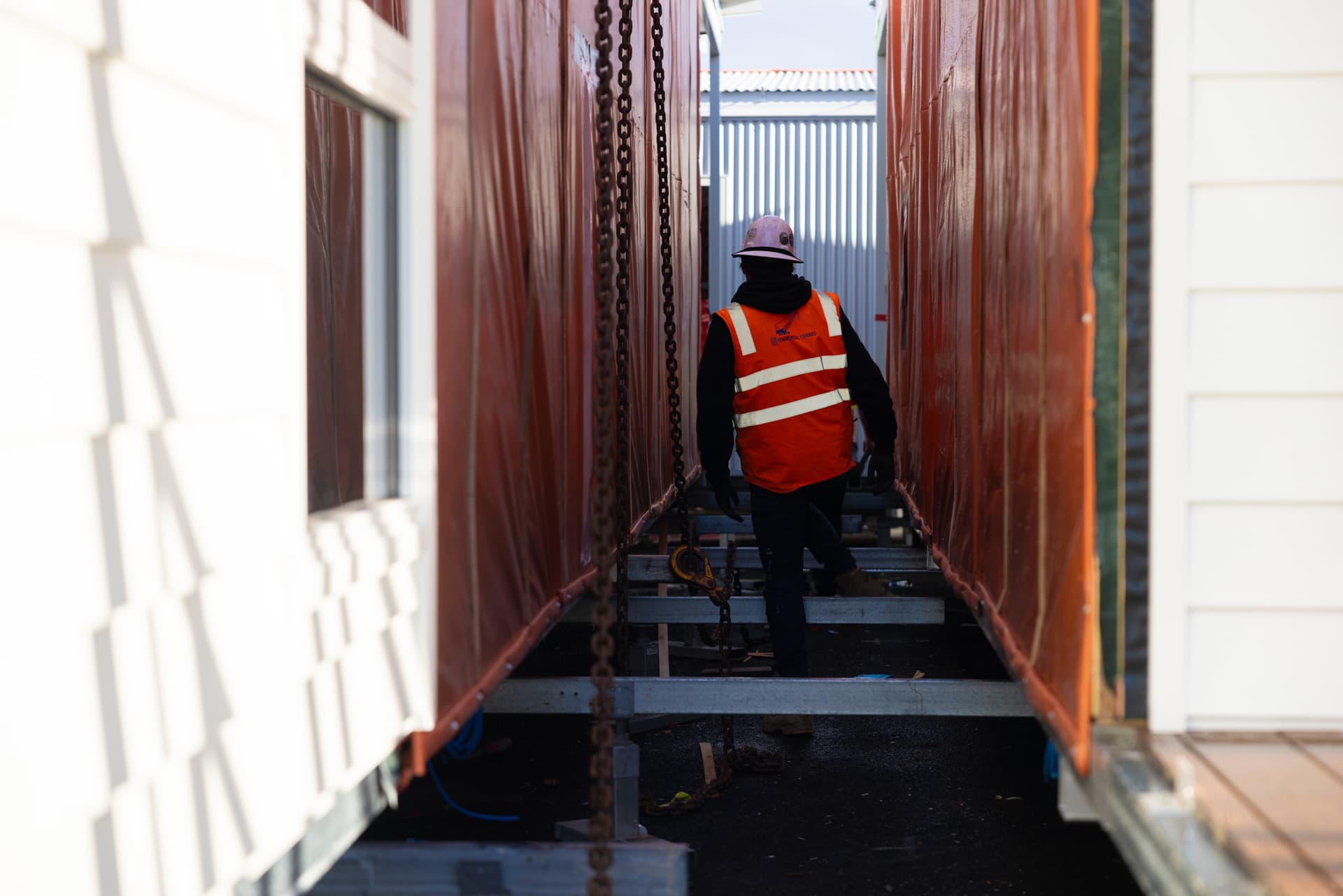 RAAF DHA Oly Homes - separating modules for transport